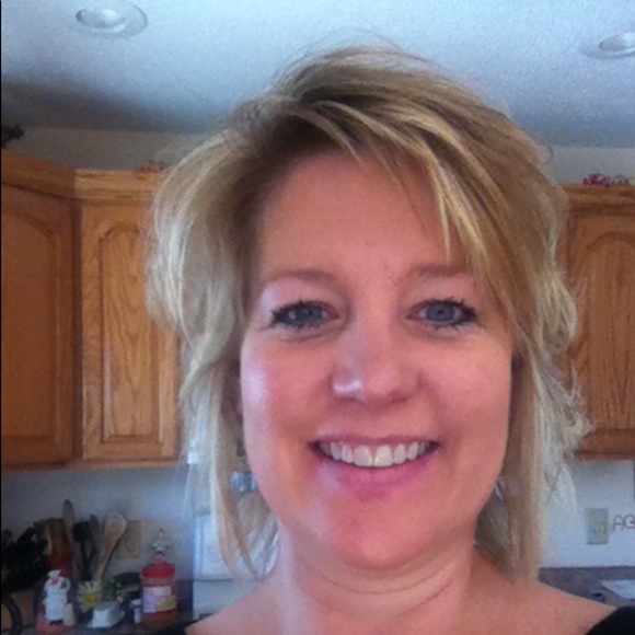 Meet your Posher, Jana - Picture 1 of 1